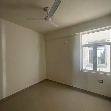 Room in 3 BHK Apartment at ROF Aalayas Phase 2, Sector 102 – for Rent