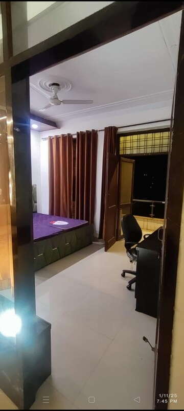 Master Bedroom in 3 BHK Builder Floor at Sector 23 – for Rent