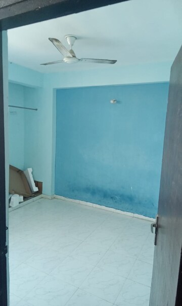 Room in 1 BHK Apartment at Omaxe GH6 EWS and LIG, Sarsawan – for Rent