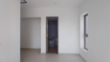 Master Bedroom in 2 BHK Apartment at Kalpataru Immensa, Kolshet Road – for Rent