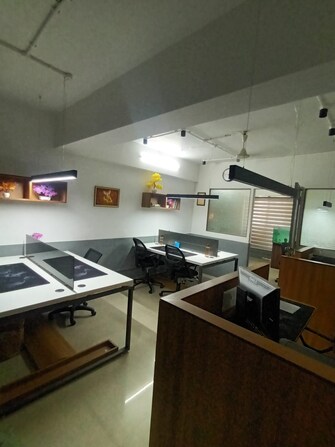 Commercial Office Space 350 Sq.Ft. For Rent in Adajan Surat  8117490