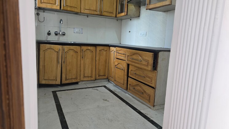 Kitchen, sector 6 dwarka 2.5 Bedroom 1450 Sq.Ft. Apartment In Sector 6, Dwarka Delhi 8117544
