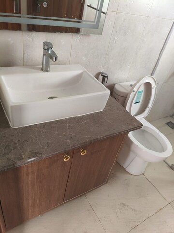 Bathroom in 3 BHK Apartment at Central Park Flower Valley Aqua Front Towers, Sohna Sector 33 – for Rent