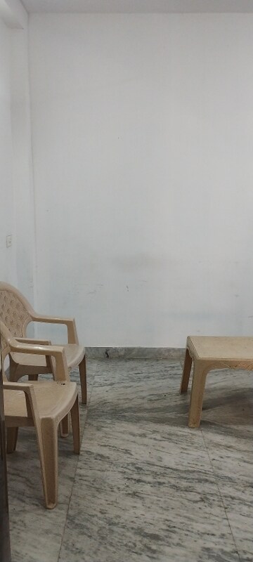Staircase in 1 BHK Builder Floor at Sector 54 – for Rent