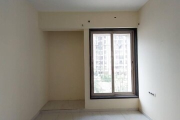 Master Bedroom in 3 BHK Apartment at Larkins Pride Palms, Kolshet Road – for Rent