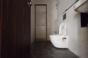 Bathroom in 3 BHK Apartment at Larkins Pride Palms, Kolshet Road – for Rent