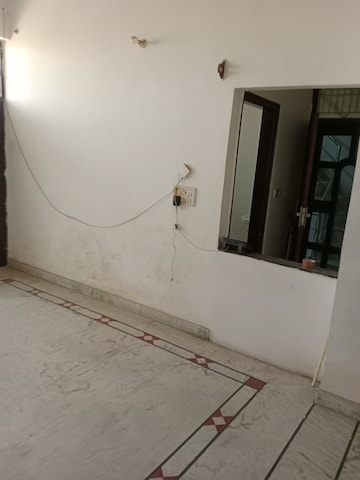 Bathroom in 2 BHK Builder Floor at Sector 17 – for Rent