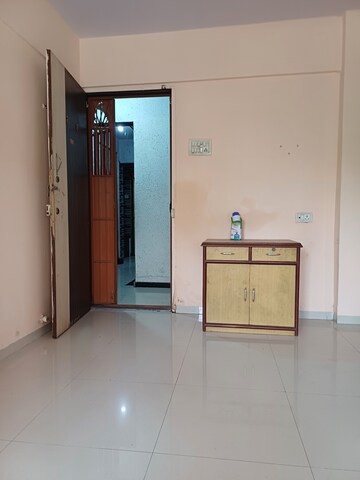 Room in 1 BHK Apartment at Sector 5 Ghansoli – for Rent