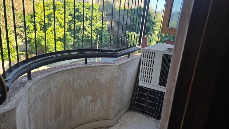 Balcony, sector 3 dwarka 3 Bedroom 1500 Sq.Ft. Apartment In Sector 3 Dwarka Delhi 8117593