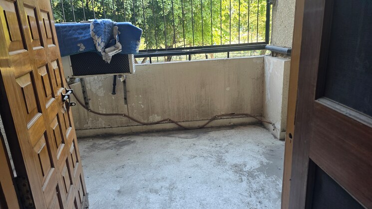 Balcony, sector 3 dwarka 3 Bedroom 1500 Sq.Ft. Apartment In Sector 3 Dwarka Delhi 8117593