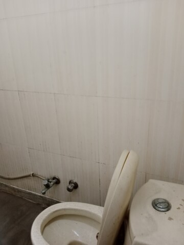 Bathroom in 2 BHK Builder Floor at Sector 17 – for Rent