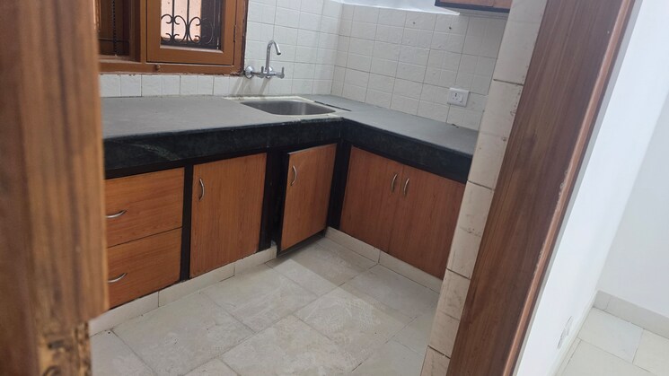 Kitchen, sector 3 dwarka 2.5 Bedroom 1500 Sq.Ft. Apartment In Sector 3 Dwarka Delhi 8117623