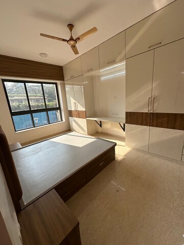 Bedroom in 3 BHK Apartment at Shapoorji Pallonji Vicinia, Powai – for Rent