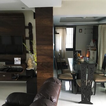 Gym in 3.5 BHK Apartment at Trikuta Tower, Powai – for Rent