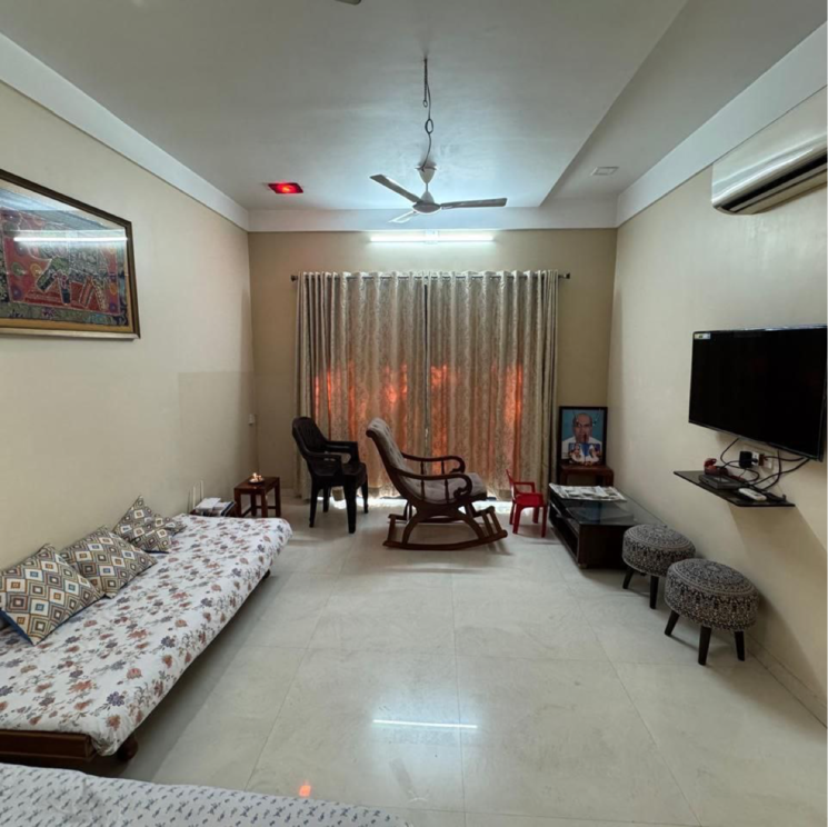 Living Room, thaltej 4 Bedroom 365 Sq.Yd. Villa In Thaltej Ahmedabad 8117695