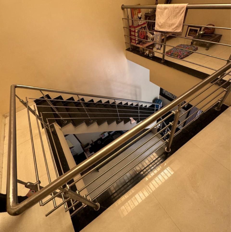 undefined, thaltej 4 Bedroom 365 Sq.Yd. Villa In Thaltej Ahmedabad 8117695