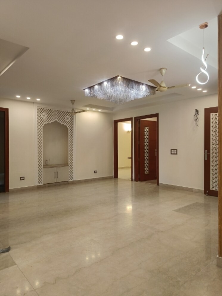 Room, unitech-south-city-ii 3 Bedroom 1800 Sq.Ft. Builder Floor In Sector 50 Gurgaon 8117738