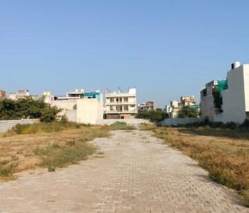  Plot For Sale in Sikandrabad