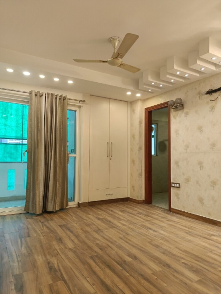 undefined, unitech-south-city-ii 3 Bedroom 1800 Sq.Ft. Builder Floor In Sector 50 Gurgaon 8117738