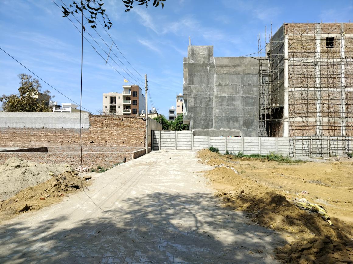 Plot For Sale in Kailash Hospital Khurja B