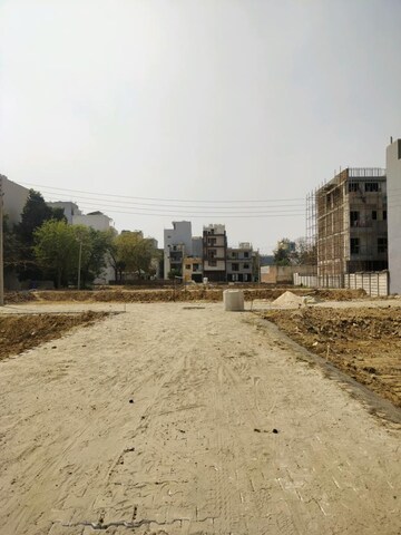  Plot For Sale in Sikandrabad