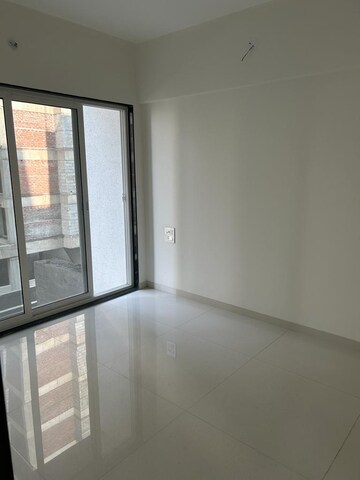 Room in 2 BHK Apartment at Millennium Flora, New Panvel Sector 17 – for Sale