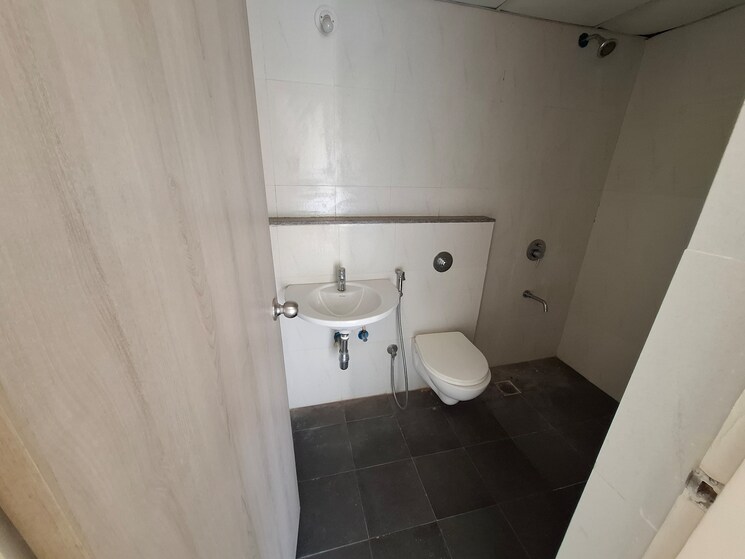 Bathroom, lodha-casa-rio 2 Bedroom 650 Sq.Ft. Apartment In Dombivli East Thane 8117823