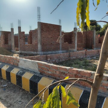  Plot – Exterior View View at Gosainganj - for Sale