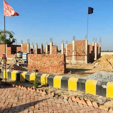  Plot – Exterior View View at Gosainganj - for Sale