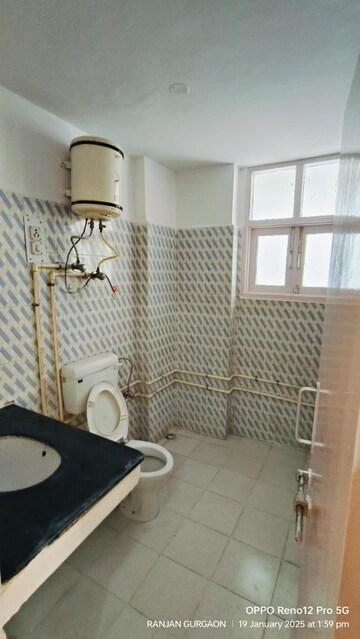 Bathroom in 3.5 BHK Apartment at HBH Galaxy Apartments, Sector 43 – for Rent