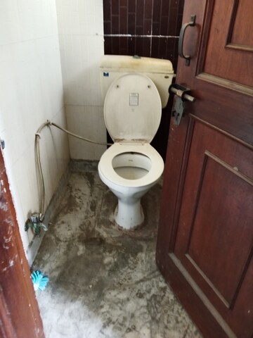 Bathroom in 3 BHK Builder Floor at Sector 17 – for Rent