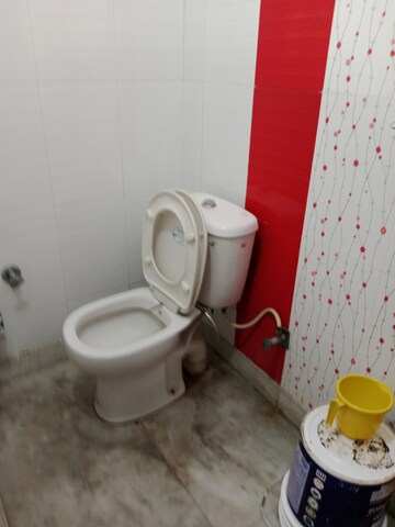 Bathroom in 3 BHK Builder Floor at Sector 17 – for Rent