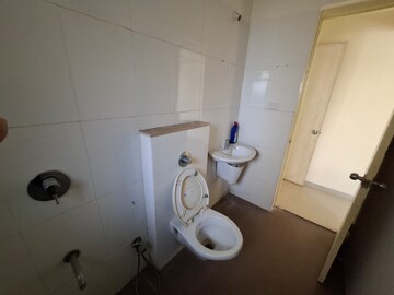 Bathroom in 1.5 BHK Apartment at Lodha Casa Bella, Dombivli East – for Sale