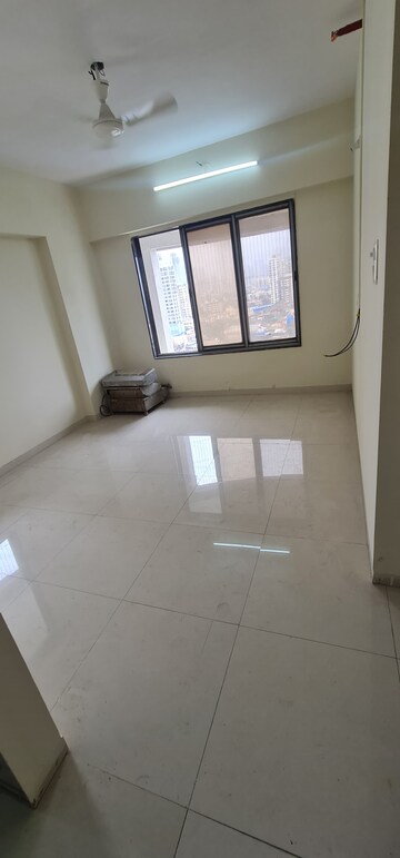 Bathroom in 1.5 BHK Apartment at Alamdar Al-Fatema Heights, Dongri – for Rent
