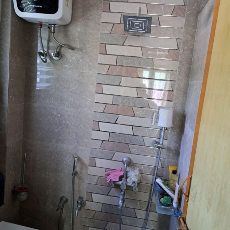 Bathroom, jodhpur 2 Bedroom 97 Sq.Yd. Apartment In Jodhpur Ahmedabad 8118017