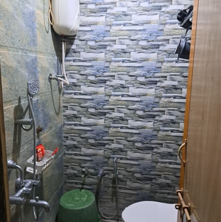 Bathroom, jodhpur 2 Bedroom 97 Sq.Yd. Apartment In Jodhpur Ahmedabad 8118017
