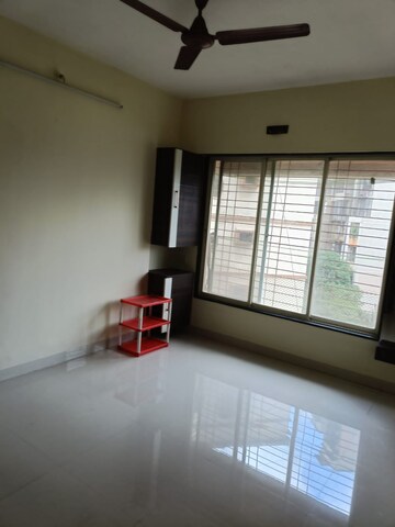Room in 1 BHK Apartment at Tilak Nagar Building, Tilak Nagar – for Rent