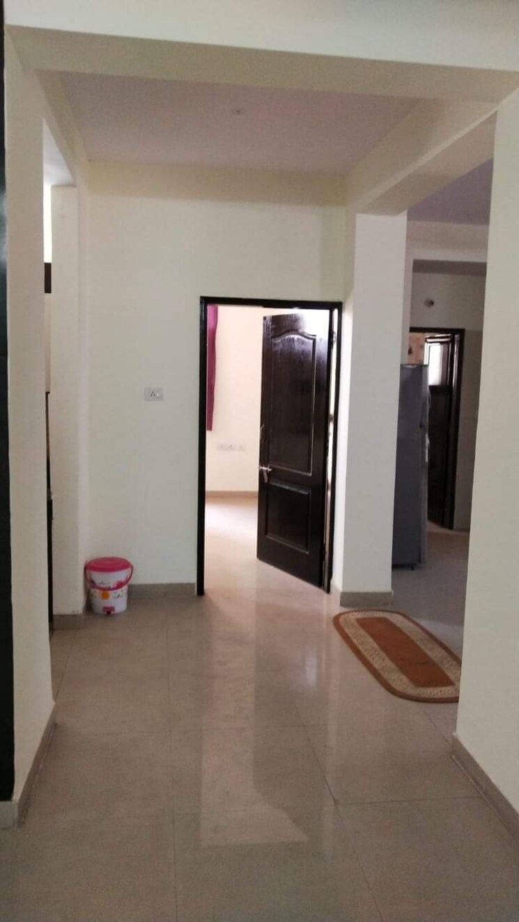 Room, viman-cooperative-housing-society 3 Bedroom 1800 Sq.Ft. Apartment In Sector 9a Gurgaon 8118032