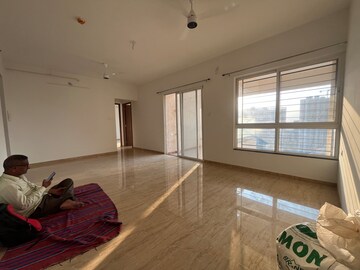 Room in 3 BHK Apartment at VTP Leonara Building C and F, Mahalunge – for Rent