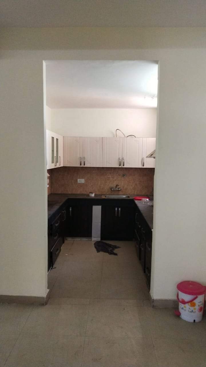 3 BHK 1800 Sq.Ft. Apartment in Viman Cooperative Housing Society