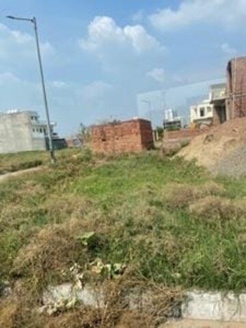  Plot For Sale in Sikandrabad