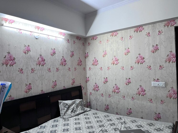Bedroom, sethi-max-royale 2.5 Bedroom 1105 Sq.Ft. Apartment In Sector 76 Noida 8118128