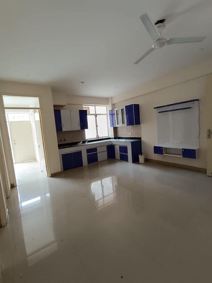 Room, gls-arawali-homes 2 Bedroom 576 Sq.Ft. Apartment In Sohna Sector 4 Gurgaon 8118177