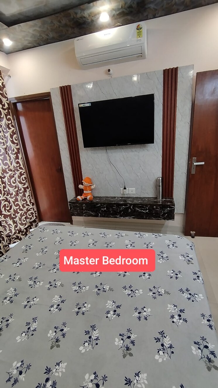 Bedroom, morta 2 Bedroom 852 Sq.Ft. Apartment In Morta Ghaziabad 8118228