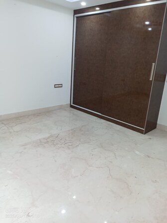 3 BHK Builder Floor For Rent in Vivek Vihar Delhi  8118270