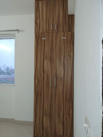 Furnished Amenities in 2 BHK Apartment at Signature Orchard Avenue 2, Sector 93 – for Rent