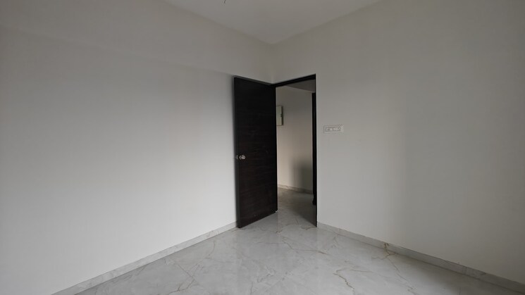 Room, yogi nagar 2 Bedroom 545 Sq.Ft. Apartment In Yogi Nagar Mumbai 8118303