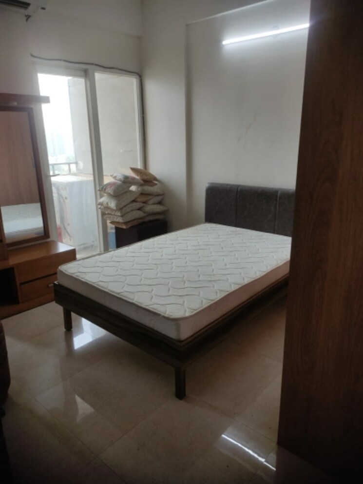 Bedroom, signature-orchard-avenue-2 2 Bedroom 656 Sq.Ft. Apartment In Sector 93 Gurgaon 8118314