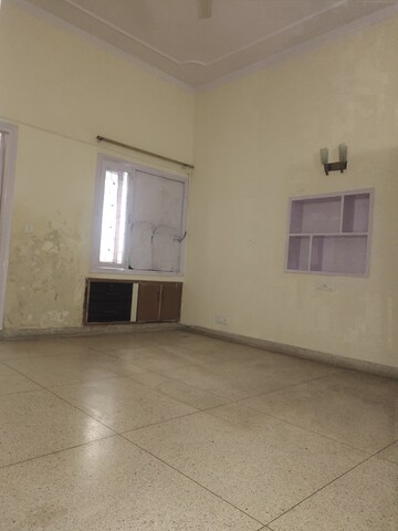 Building Lobby in 3 BHK Builder Floor at Greater Kailash I – for Rent