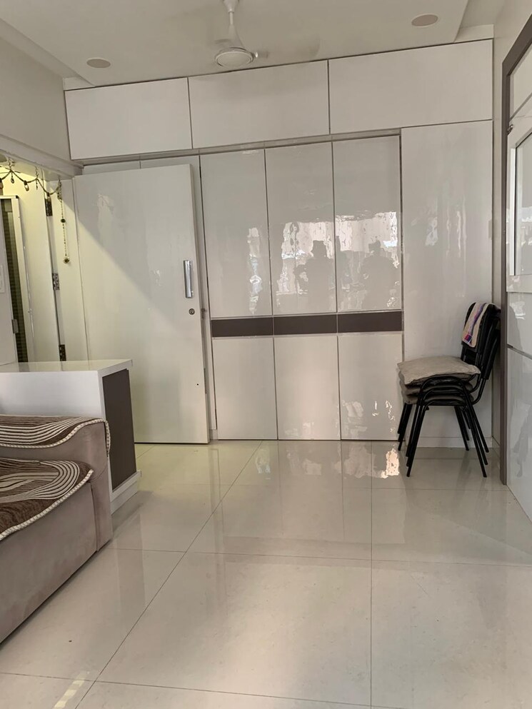 Bathroom, glasswood-om-sarjan-chsl 1 Bedroom 423 Sq.Ft. Apartment In Borivali West Mumbai 8118369